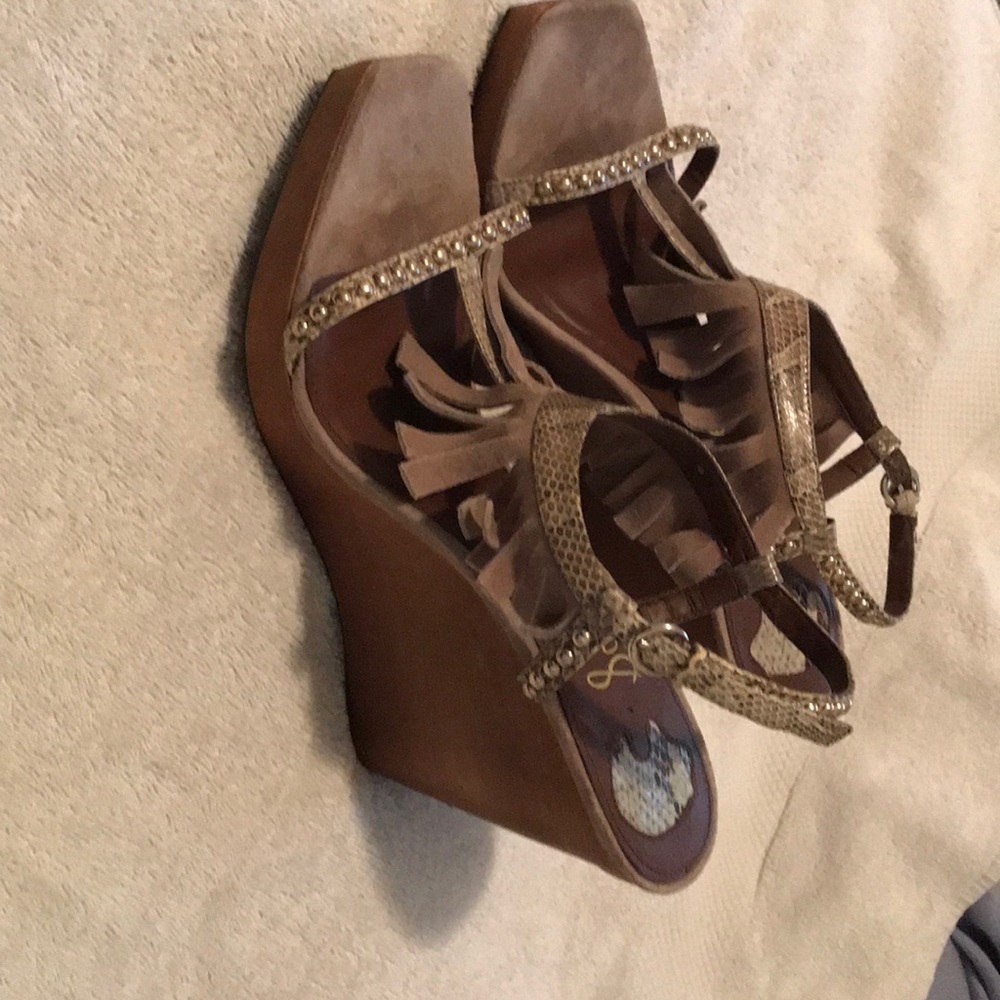 Wedges - Picture 2 of 6